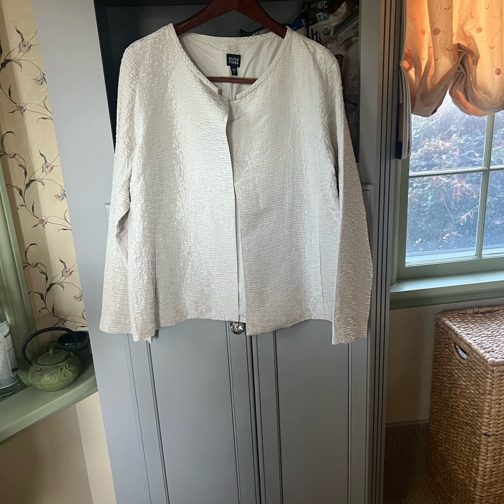 Eileen Fisher silk blazer